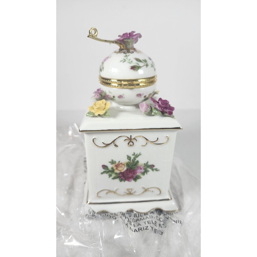 Royal Albert Old Country Roses Musical Coffee Grinder ~ Trinket Box NIB - Picture 4 of 10